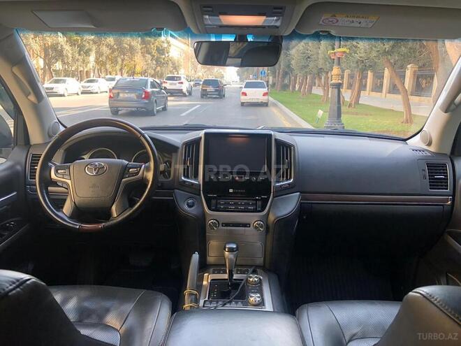 Toyota Land Cruiser 2018, 66,000 km - 4.6 l - Bakı