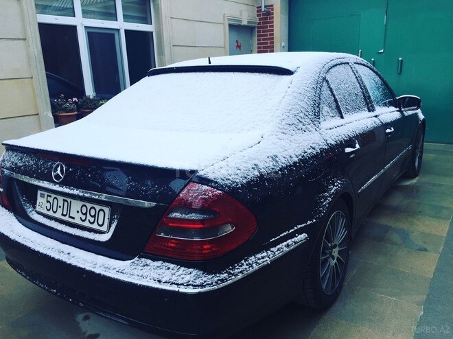 Mercedes E 270 2002, 372,000 km - 2.7 l - Sumqayıt