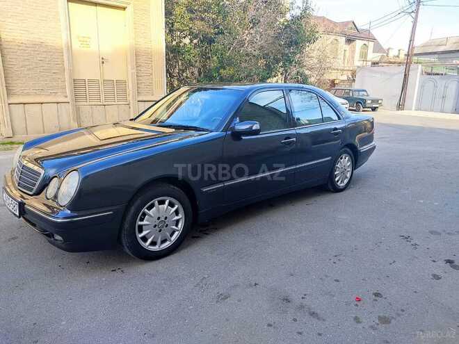 Mercedes E 240 1999, 228,000 km - 2.4 l - Bakı