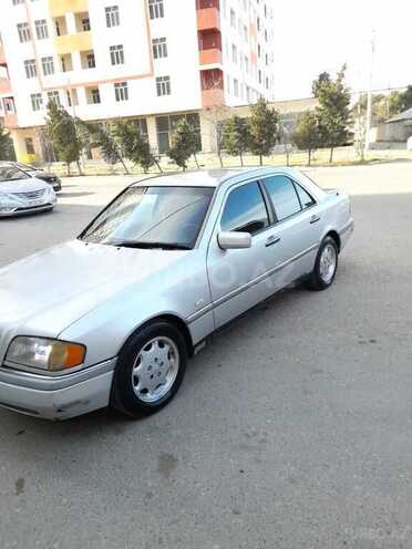 Mercedes C 220 1995, 400,000 km - 2.2 l - Bakı