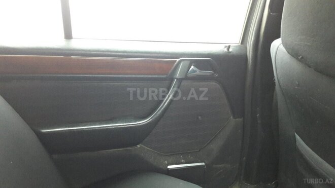 Mercedes E 250 1991, 364,460 km - 2.5 l - Sumqayıt