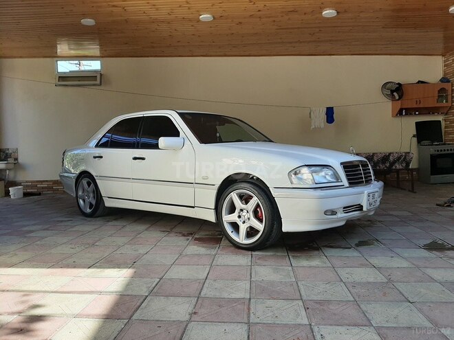 Mercedes C 240 2000, 199,853 km - 2.4 l - Bakı