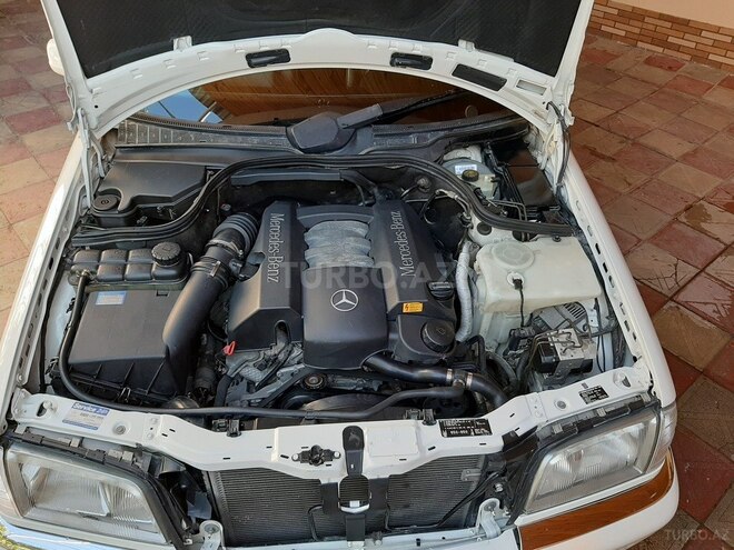 Mercedes C 240 2000, 199,853 km - 2.4 l - Bakı