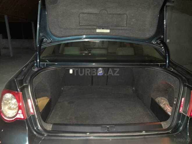 Volkswagen Passat 2005, 300,000 km - 2.0 l - Lənkəran