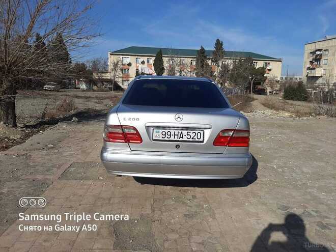 Mercedes E 200 1999, 402,175 km - 2.0 l - Gəncə