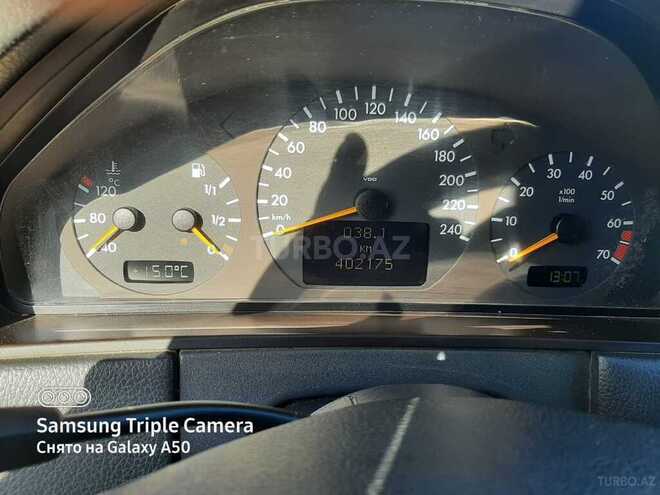Mercedes E 200 1999, 402,175 km - 2.0 l - Gəncə