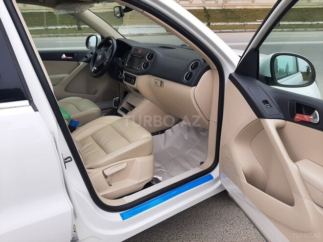 Volkswagen Tiguan 2011, 112,000 km - 2.0 l - Sumqayıt