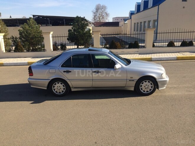 Mercedes C 180 1999, 245,484 km - 1.8 l - Gəncə