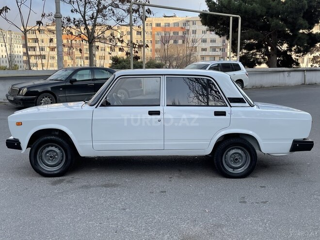 LADA (VAZ) 2107 2011, 200,000 km - 1.6 л - Bakı