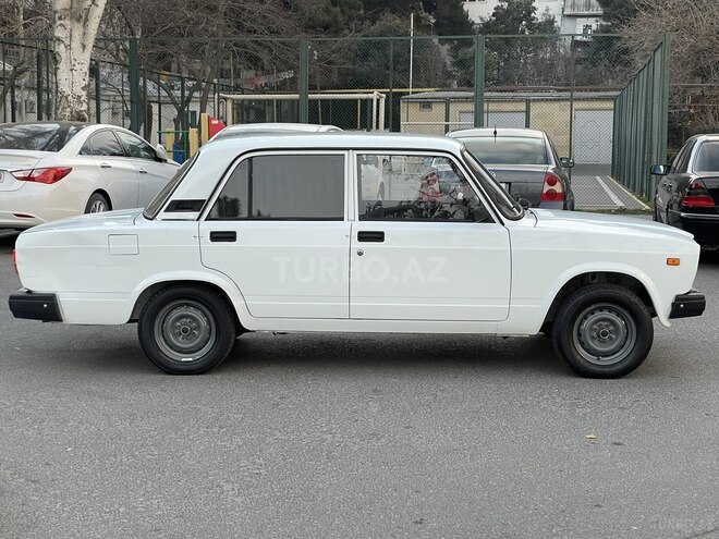 LADA (VAZ) 2107 2011, 200,000 km - 1.6 л - Bakı