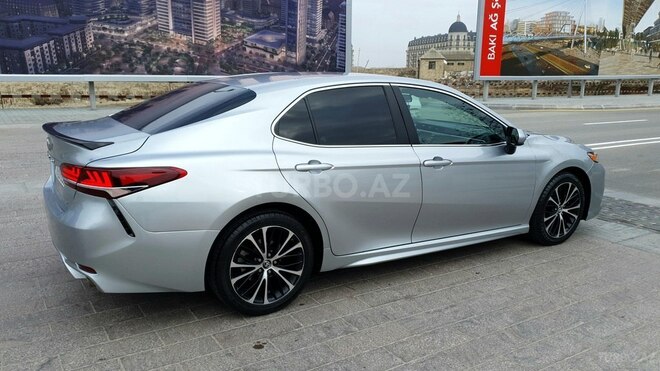 Toyota Camry 2018, 135,000 km - 2.5 l - Bakı