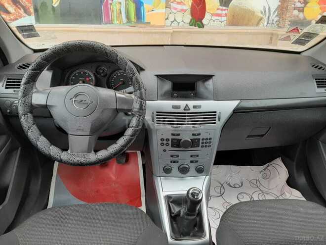 Opel Astra 2009, 144,000 km - 1.4 l - Bakı