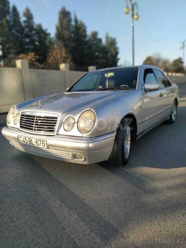 Mercedes E 230 1995, 322,090 km - 2.3 l - Mingəçevir