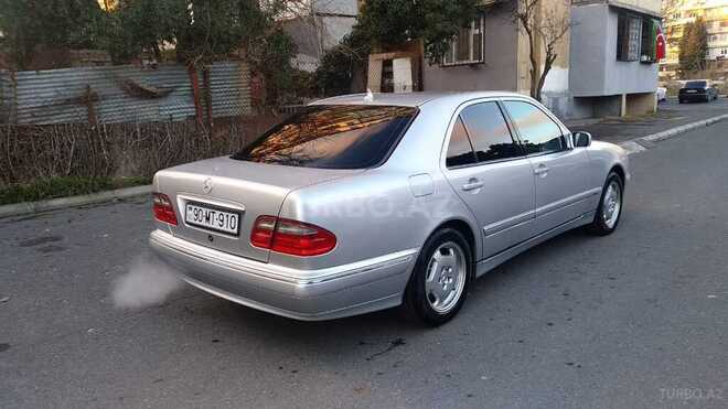 Mercedes E 280 1999, 229,321 km - 2.8 l - Bakı