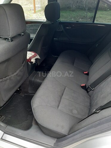 Mercedes E 280 1999, 229,321 km - 2.8 l - Bakı