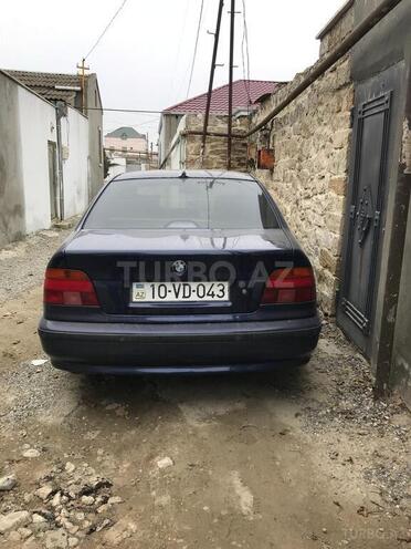 BMW 528 1998, 330,000 km - 2.8 l - Bakı