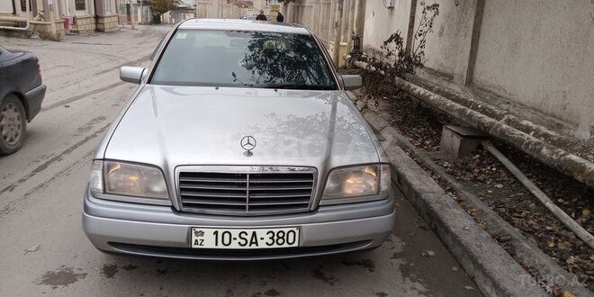Mercedes C 180 1993, 297,000 km - 1.8 l - Bakı