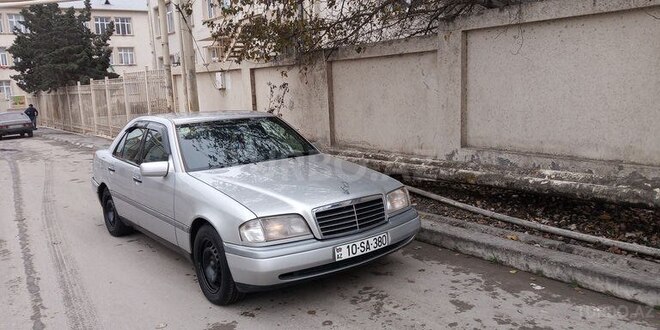 Mercedes C 180 1993, 297,000 km - 1.8 l - Bakı