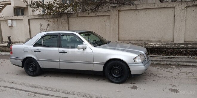Mercedes C 180 1993, 297,000 km - 1.8 l - Bakı