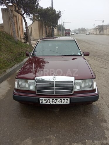 Mercedes E 200 1991, 228,150 km - 2.0 л - Sumqayıt