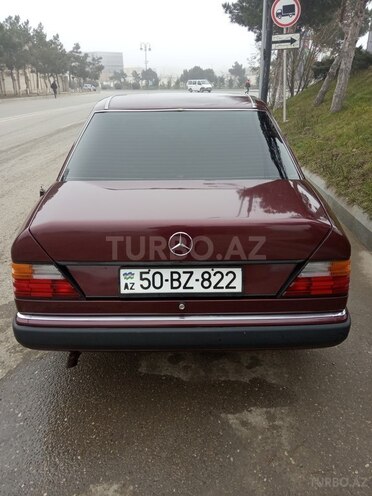 Mercedes E 200 1991, 228,150 km - 2.0 л - Sumqayıt