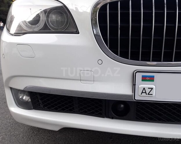 BMW 750 2010, 130,000 km - 4.4 л - Bakı