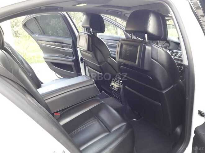 BMW 750 2010, 130,000 km - 4.4 л - Bakı