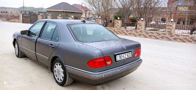 Mercedes E 280 1997, 351,000 km - 2.8 l - Bakı