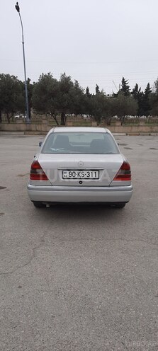 Mercedes C 220 1995, 360,000 km - 2.2 л - Bakı