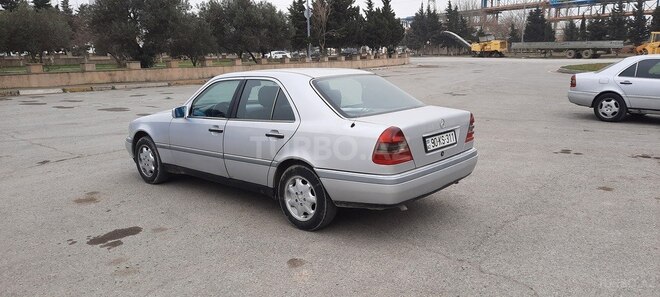 Mercedes C 220 1995, 360,000 km - 2.2 л - Bakı