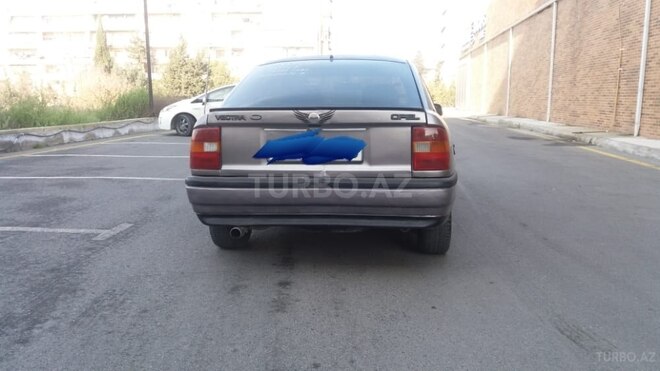 Opel Vectra 1989, 500,001 km - 1.8 l - Bakı