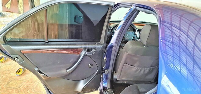 Mercedes C 200 1999, 250,000 km - 2.0 л - Goranboy