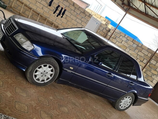 Mercedes C 200 1999, 250,000 km - 2.0 л - Goranboy