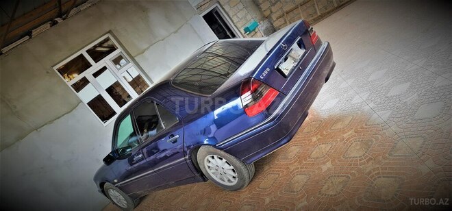 Mercedes C 200 1999, 250,000 km - 2.0 л - Goranboy