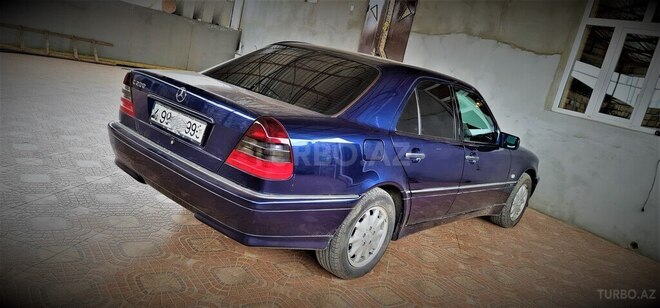 Mercedes C 200 1999, 250,000 km - 2.0 л - Goranboy