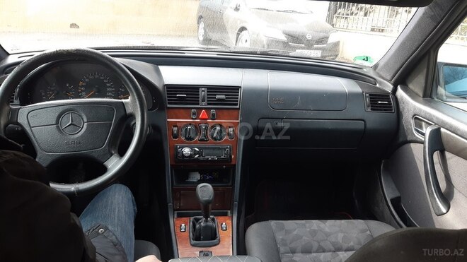 Mercedes C 180 1997, 196,548 km - 1.8 l - Bakı
