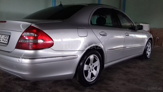 Mercedes E 240 2003, 250,000 km - 2.6 л - Bakı