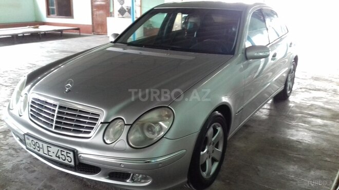 Mercedes E 240 2003, 250,000 km - 2.6 л - Bakı
