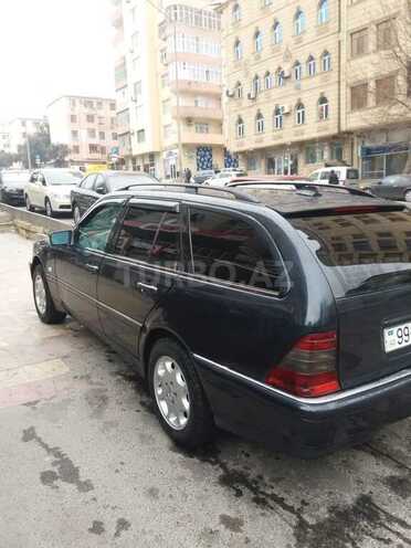 Mercedes C 220 1999, 298,000 km - 2.2 l - Bakı