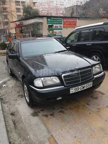Mercedes C 220 1999, 298,000 km - 2.2 l - Bakı