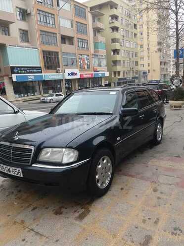 Mercedes C 220 1999, 298,000 km - 2.2 l - Bakı