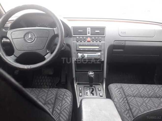 Mercedes C 220 1996, 254,000 km - 2.2 l - Sumqayıt