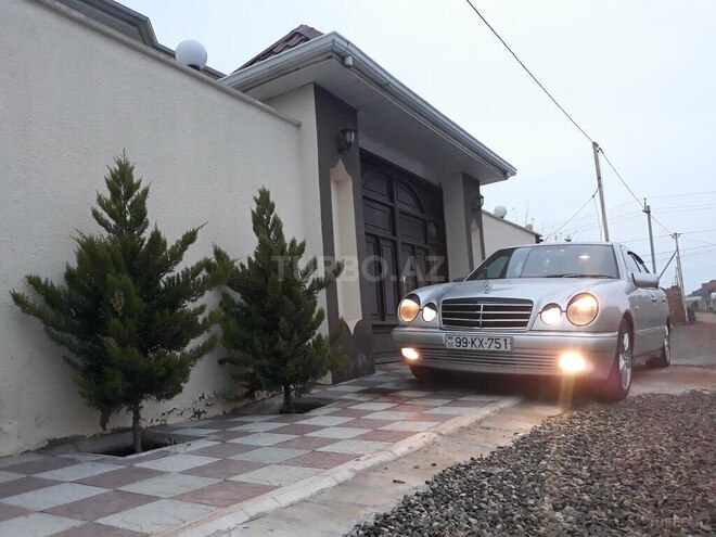 Mercedes E 230 1996, 405,000 km - 2.3 l - Bakı
