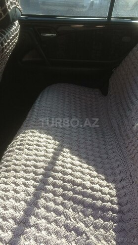 Mercedes E 240 1999, 295,750 km - 2.4 l - İmişli