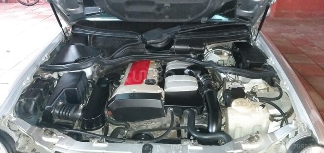 Mercedes E 200 2001, 374,000 km - 2.0 l - Biləsuvar