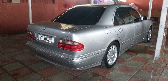 Mercedes E 200 2001, 374,000 km - 2.0 l - Biləsuvar