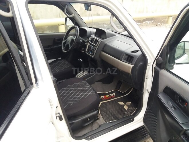 Mitsubishi Pajero io 1999, 360,000 km - 2.0 l - Sumqayıt