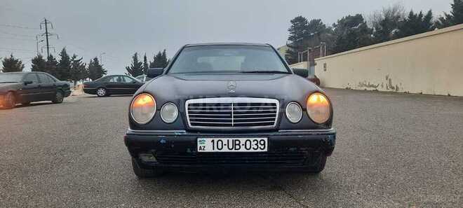 Mercedes E 230 1996, 156,000 km - 2.3 l - Sumqayıt
