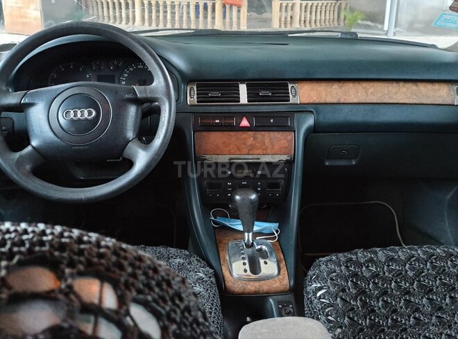 Audi A6 1998, 393,000 km - 2.4 l - Sabirabad