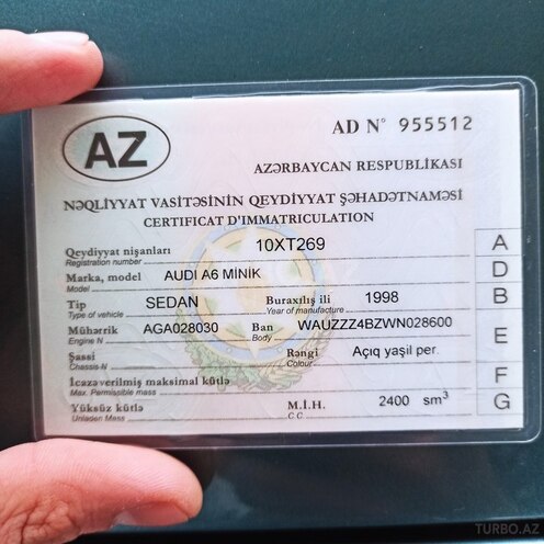 Audi A6 1998, 393,000 km - 2.4 l - Sabirabad